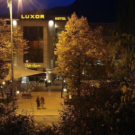Luxor Hotel Смолян Экстерьер фото