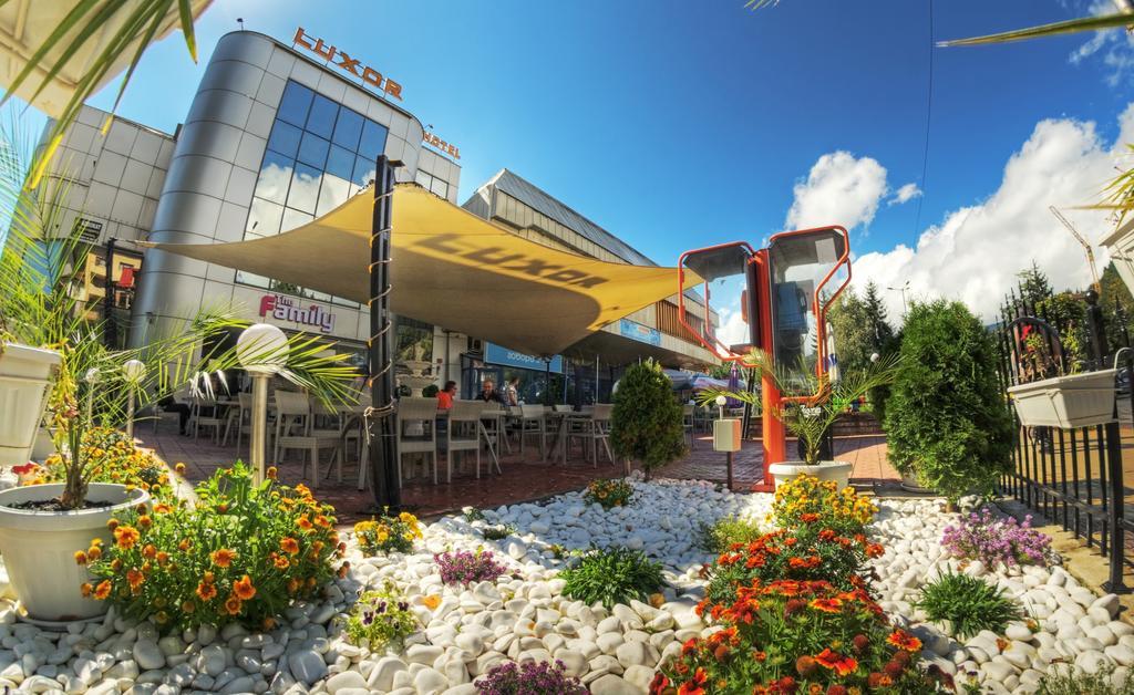 Luxor Hotel Смолян Экстерьер фото