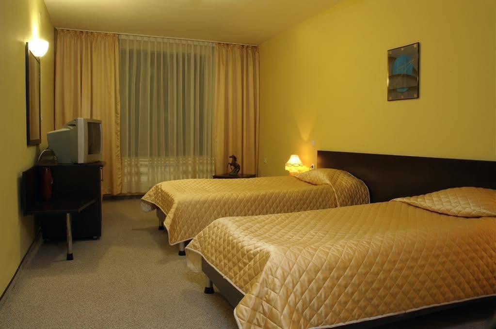 Luxor Hotel Смолян Экстерьер фото