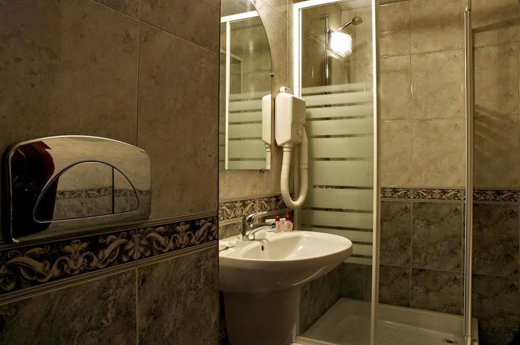 Luxor Hotel Смолян Экстерьер фото